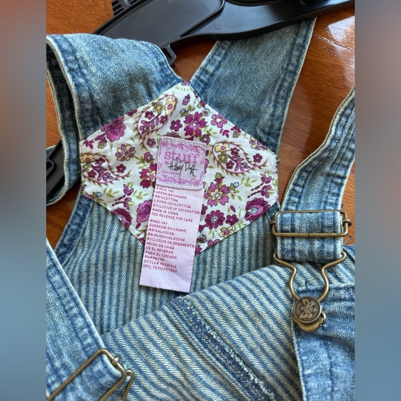 Girls Denim Dress Jumper Jeans Overall Big Girls Size 16
STUFF By Hilary Duff - Picture 7 of 10